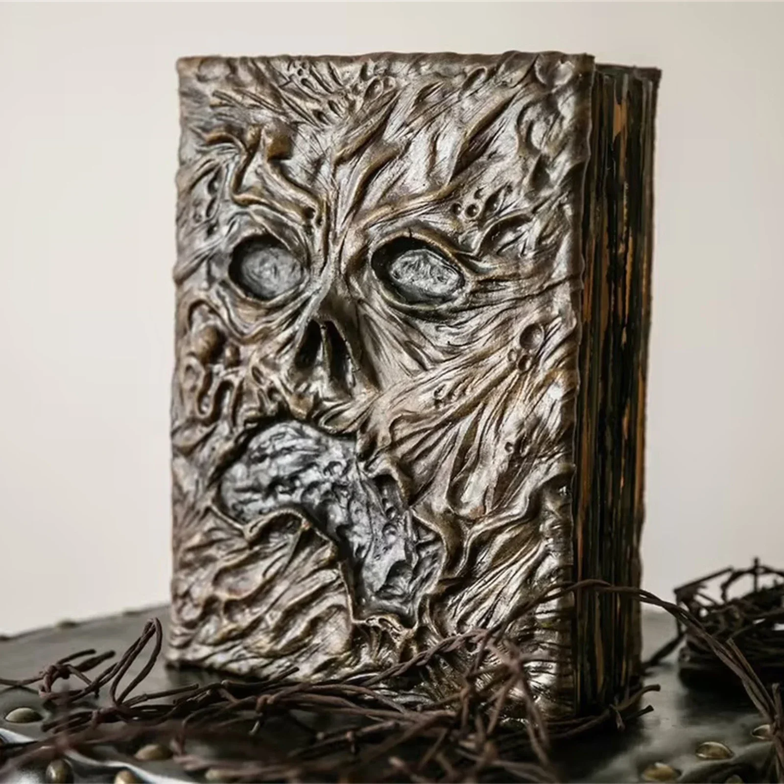 หนังสือเวทมนตร์วินเทจ Necronom - Art Craft Book บทวิจารณ์และราคา